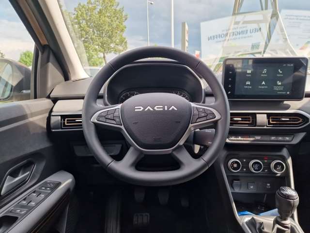 Fahrzeugbild eines Dacia Sandero