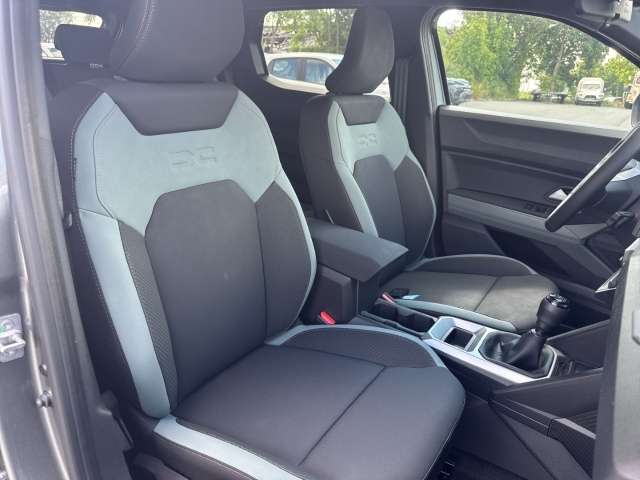 Fahrzeugbild eines Dacia Duster