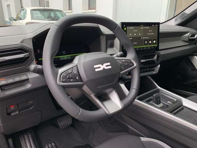 Fahrzeugbild eines Dacia Bigster