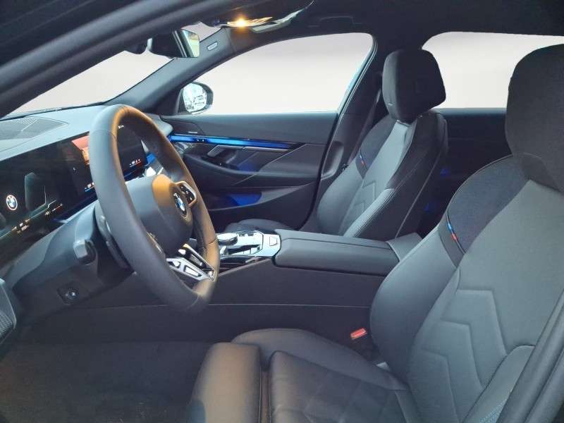 Fahrzeugbild eines BMW 5er-Reihe