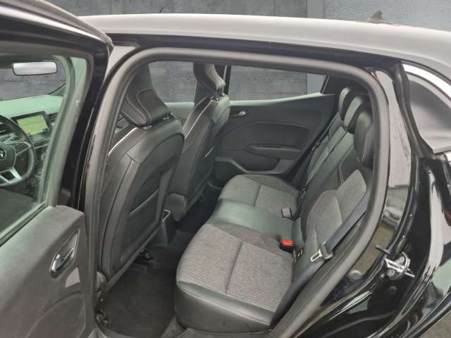 Fahrzeugbild eines Renault Clio