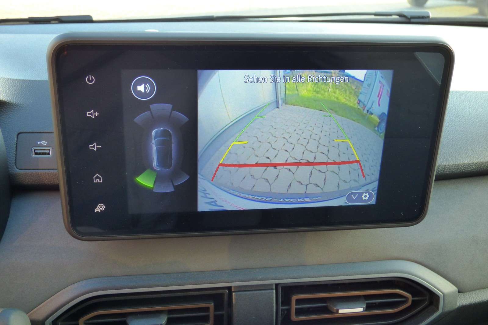 Fahrzeugbild eines Dacia Sandero