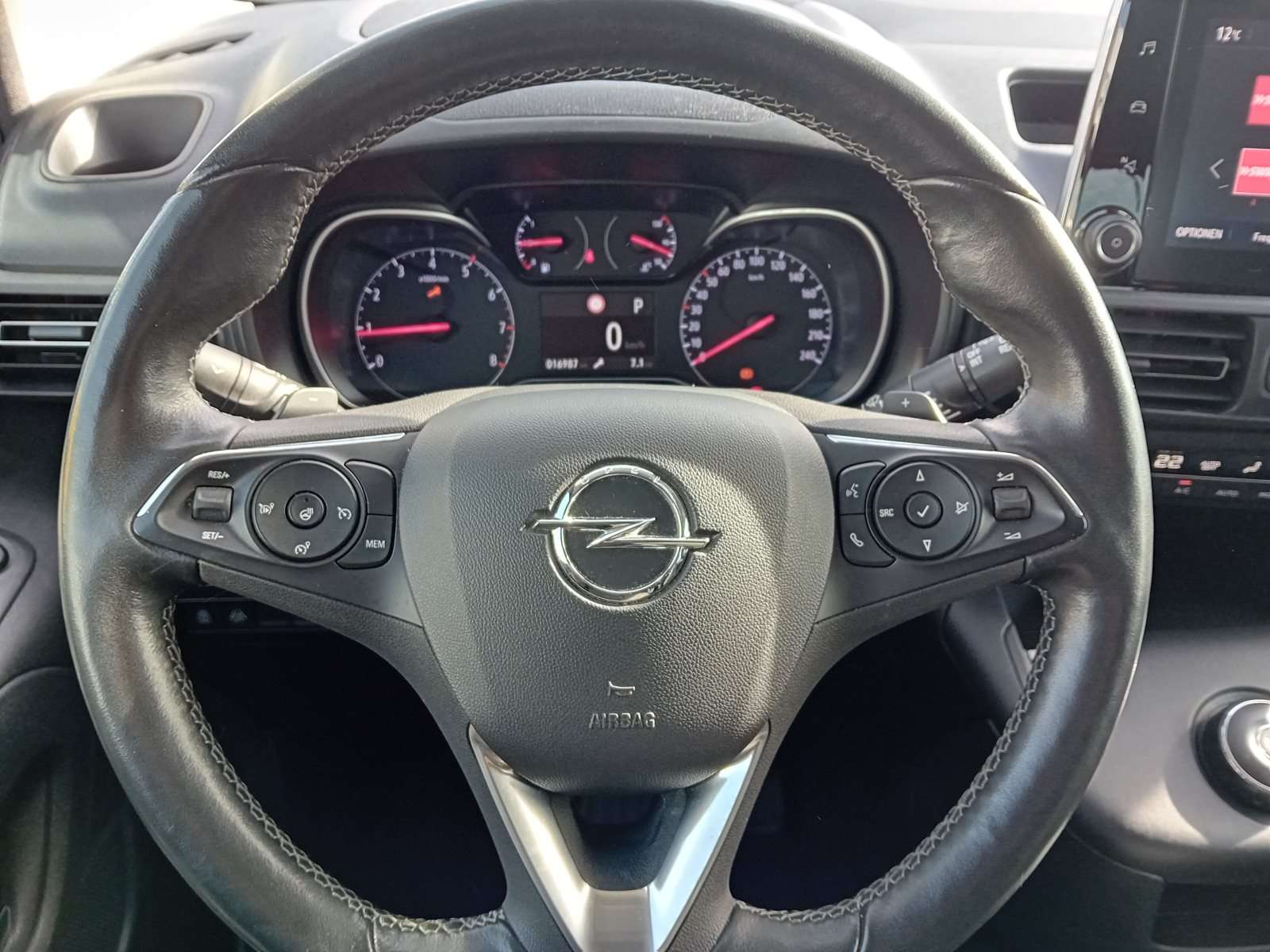 Fahrzeugbild eines Opel Combo Life