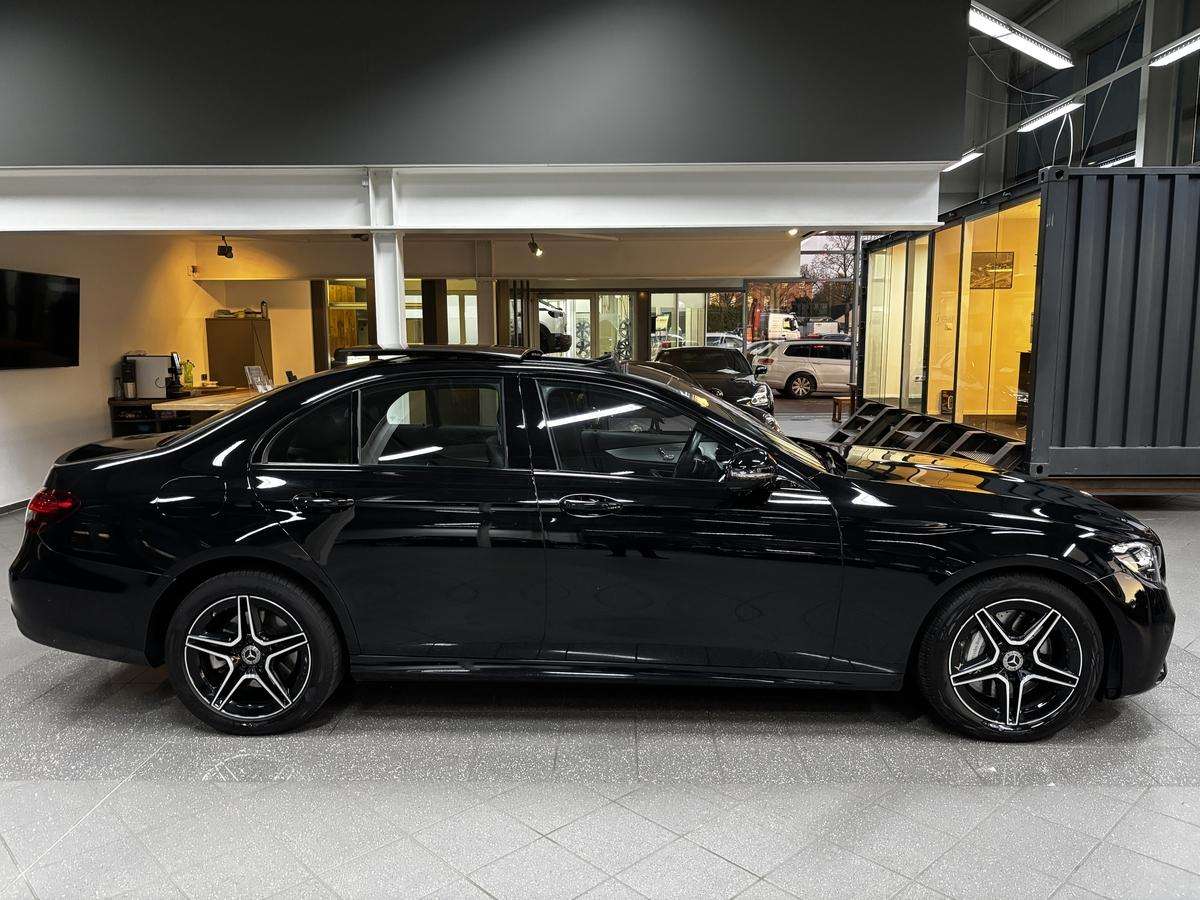 Fahrzeugbild eines Mercedes-Benz E-Klasse