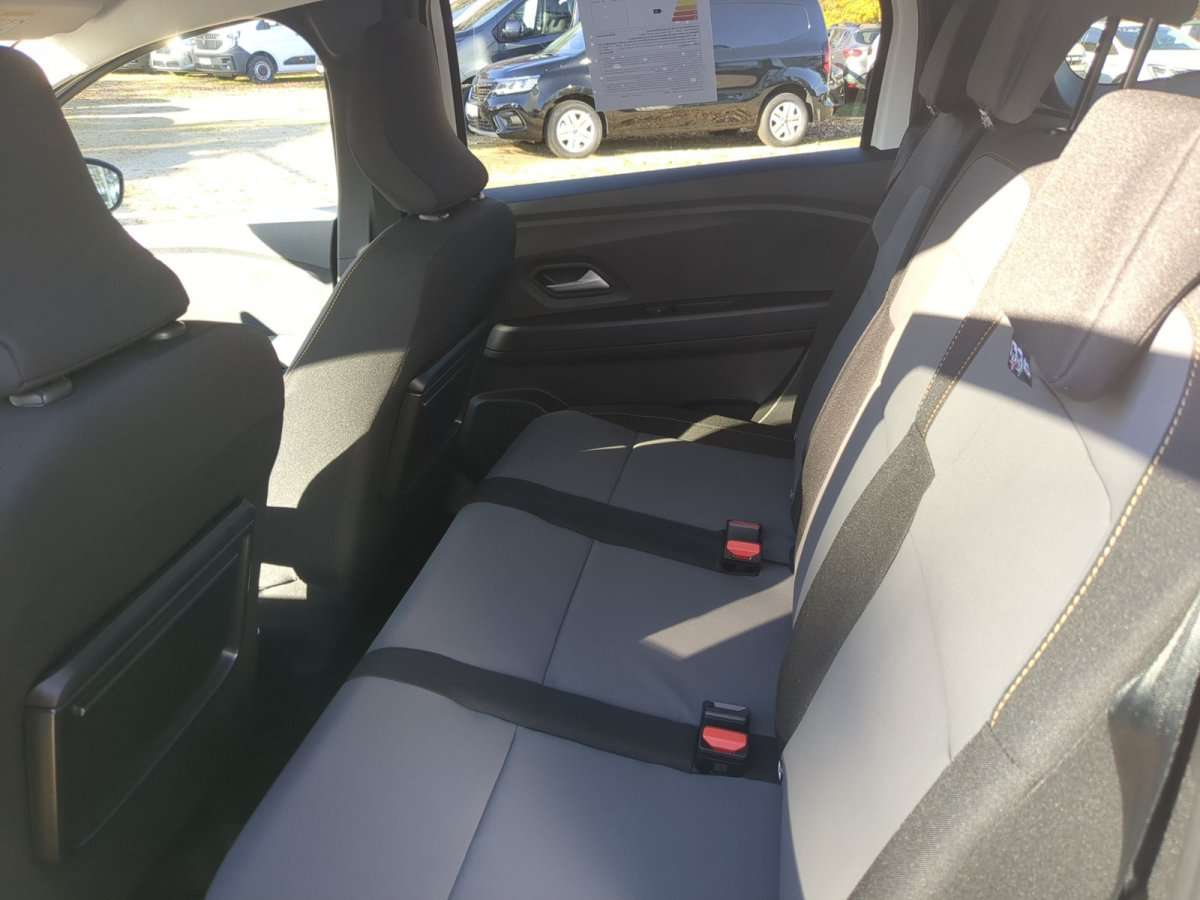 Fahrzeugbild eines Dacia Jogger