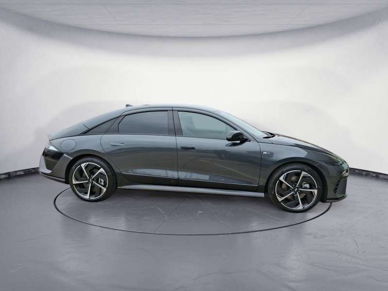 Fahrzeugbild eines Hyundai IONIQ 6
