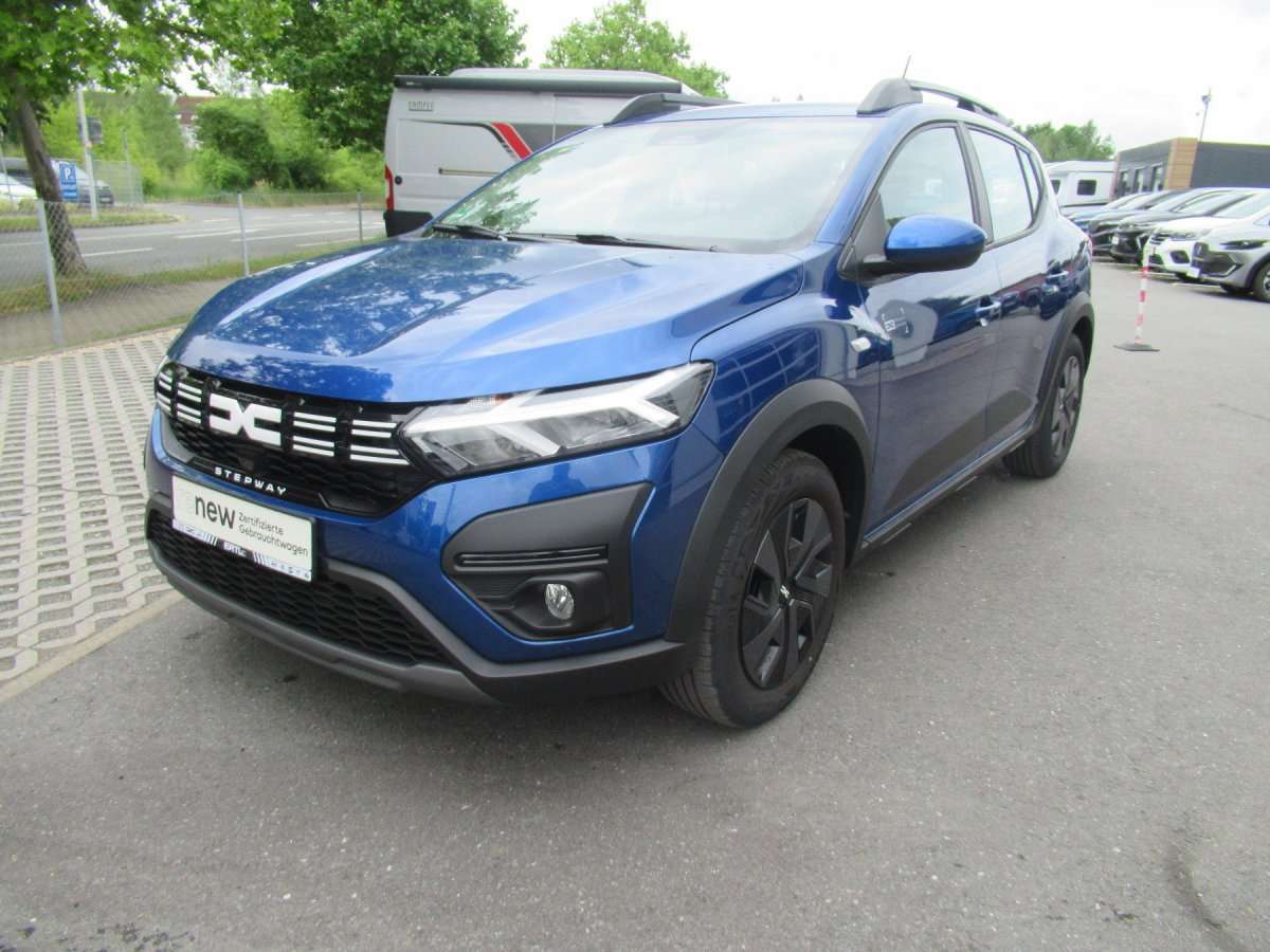 Fahrzeugbild eines Dacia Sandero