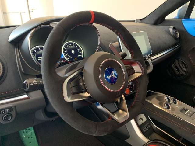 Fahrzeugbild eines Alpine A110