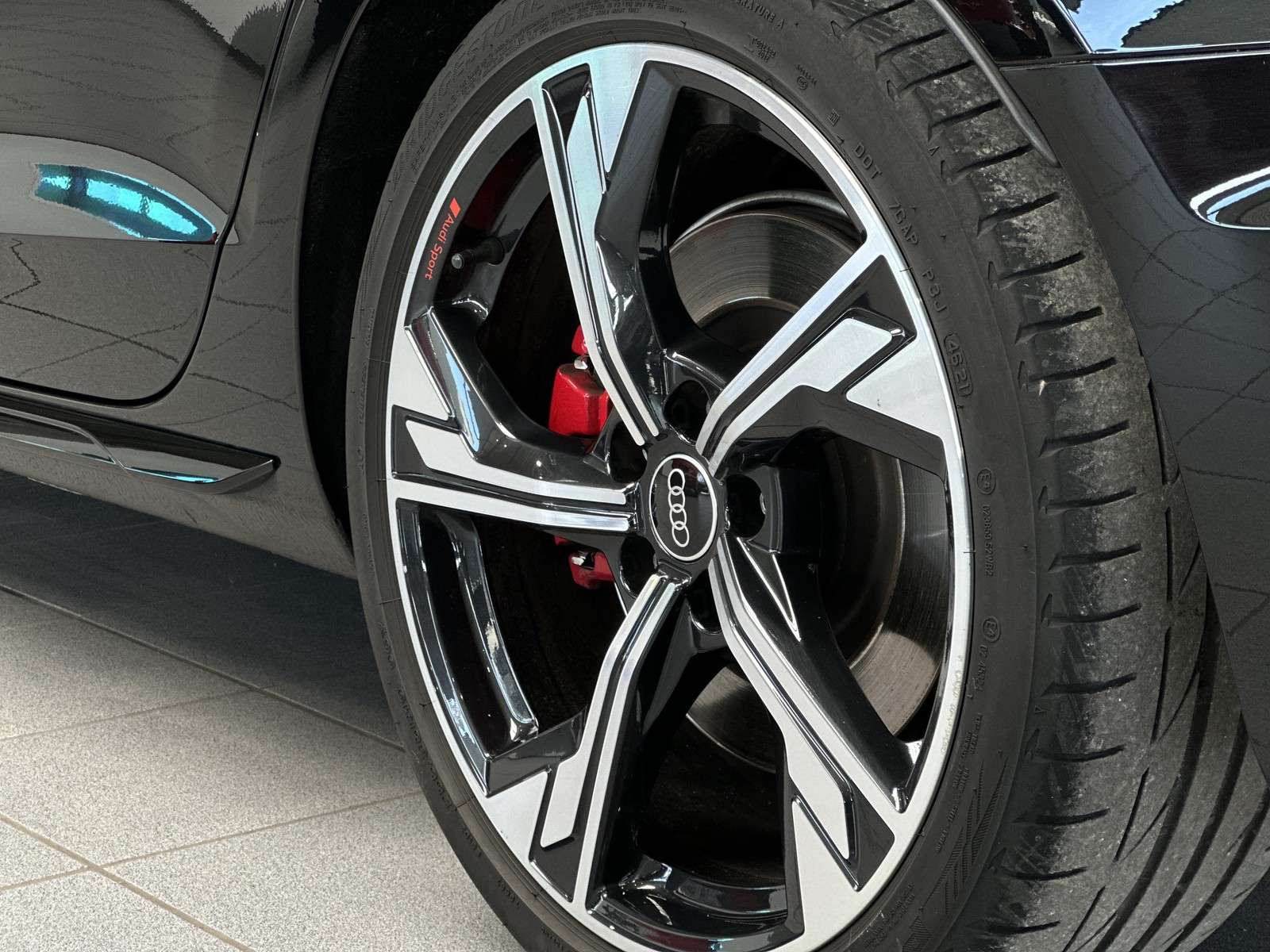 Fahrzeugbild eines Audi S4