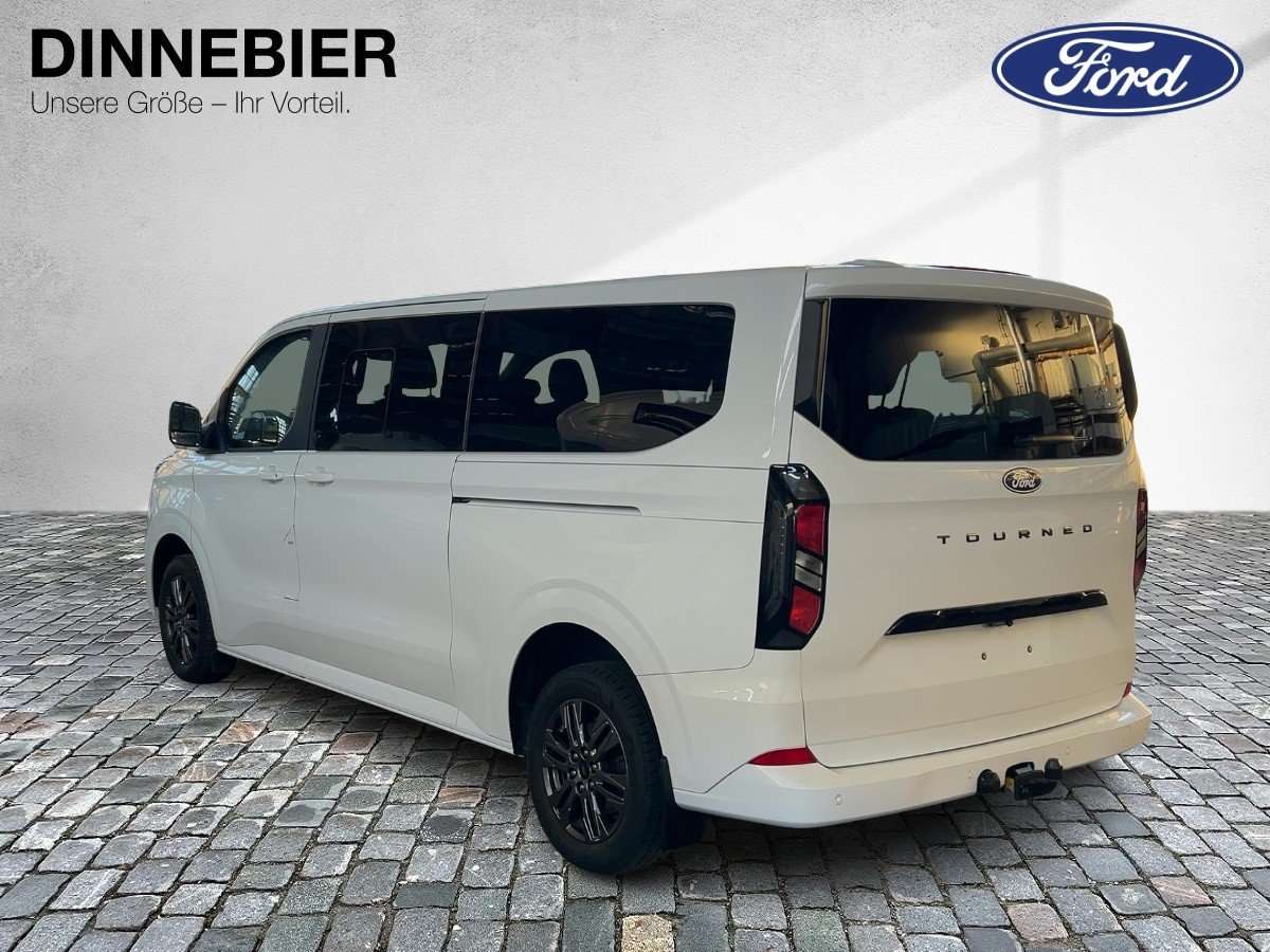 Fahrzeugbild eines Ford Tourneo Custom