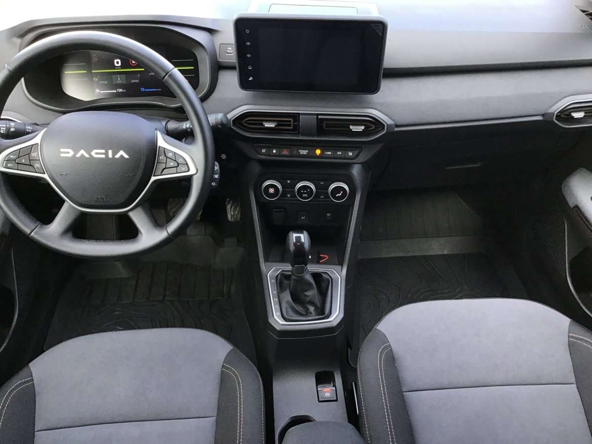 Fahrzeugbild eines Dacia Jogger