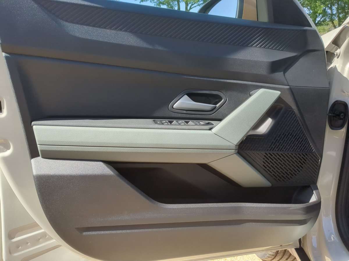 Fahrzeugbild eines Dacia Duster