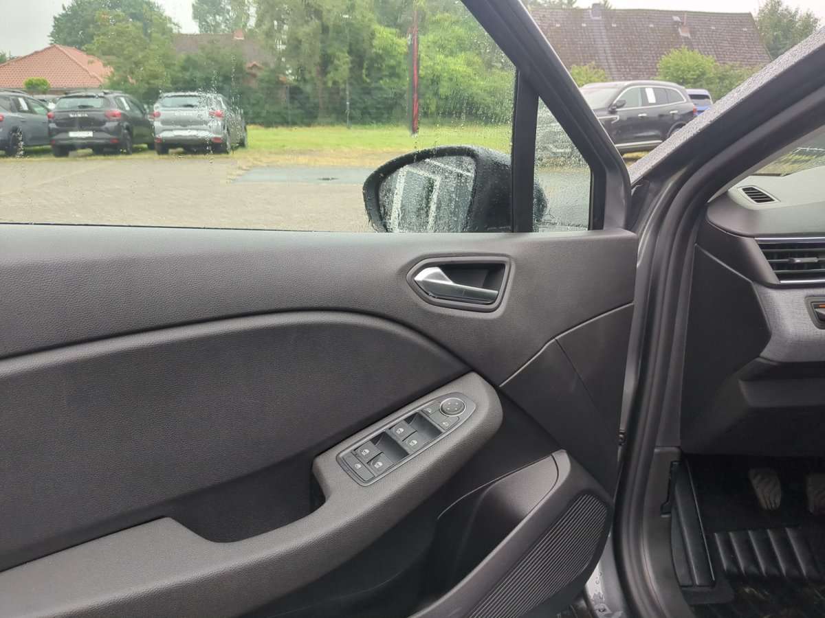 Fahrzeugbild eines Renault Clio