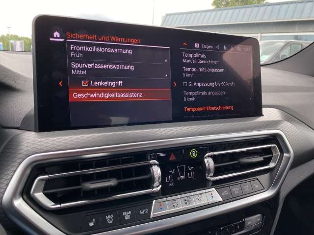 Fahrzeugbild eines BMW X3