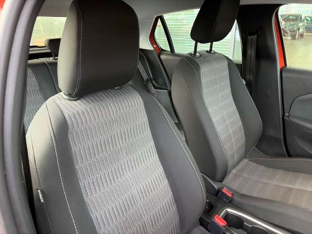 Fahrzeugbild eines Opel Corsa