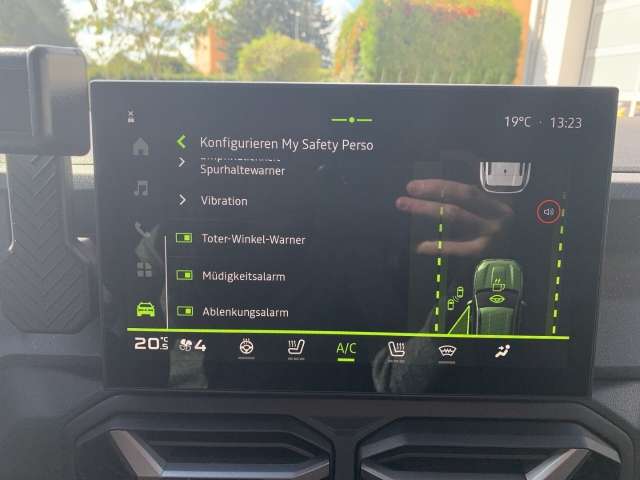 Fahrzeugbild eines Dacia Duster