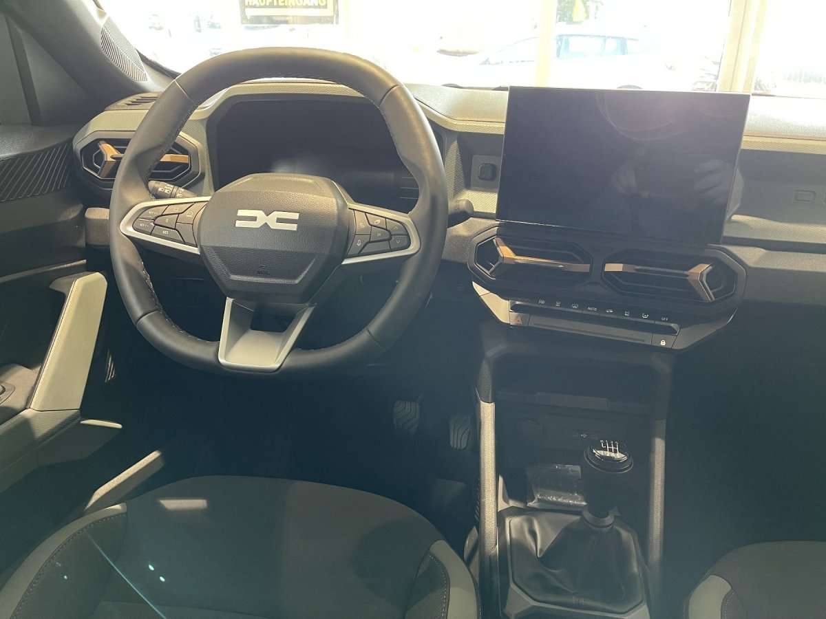 Fahrzeugbild eines Dacia Duster