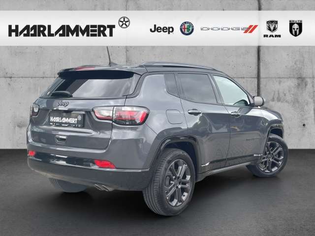 Fahrzeugbild eines Jeep Compass