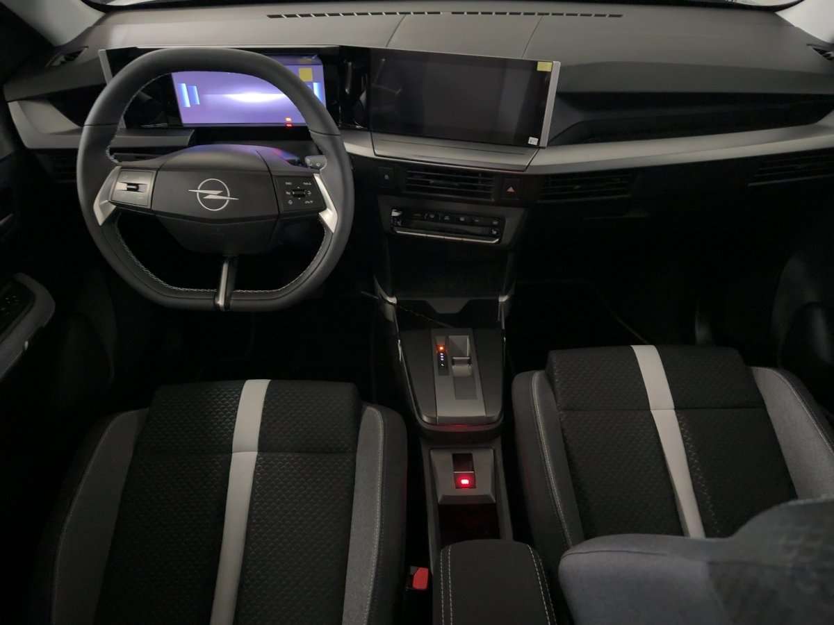 Fahrzeugbild eines Opel Frontera