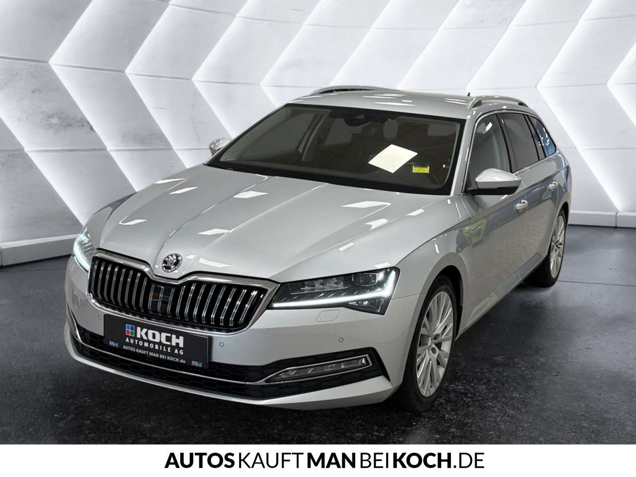 Fahrzeugbild eines Skoda Superb