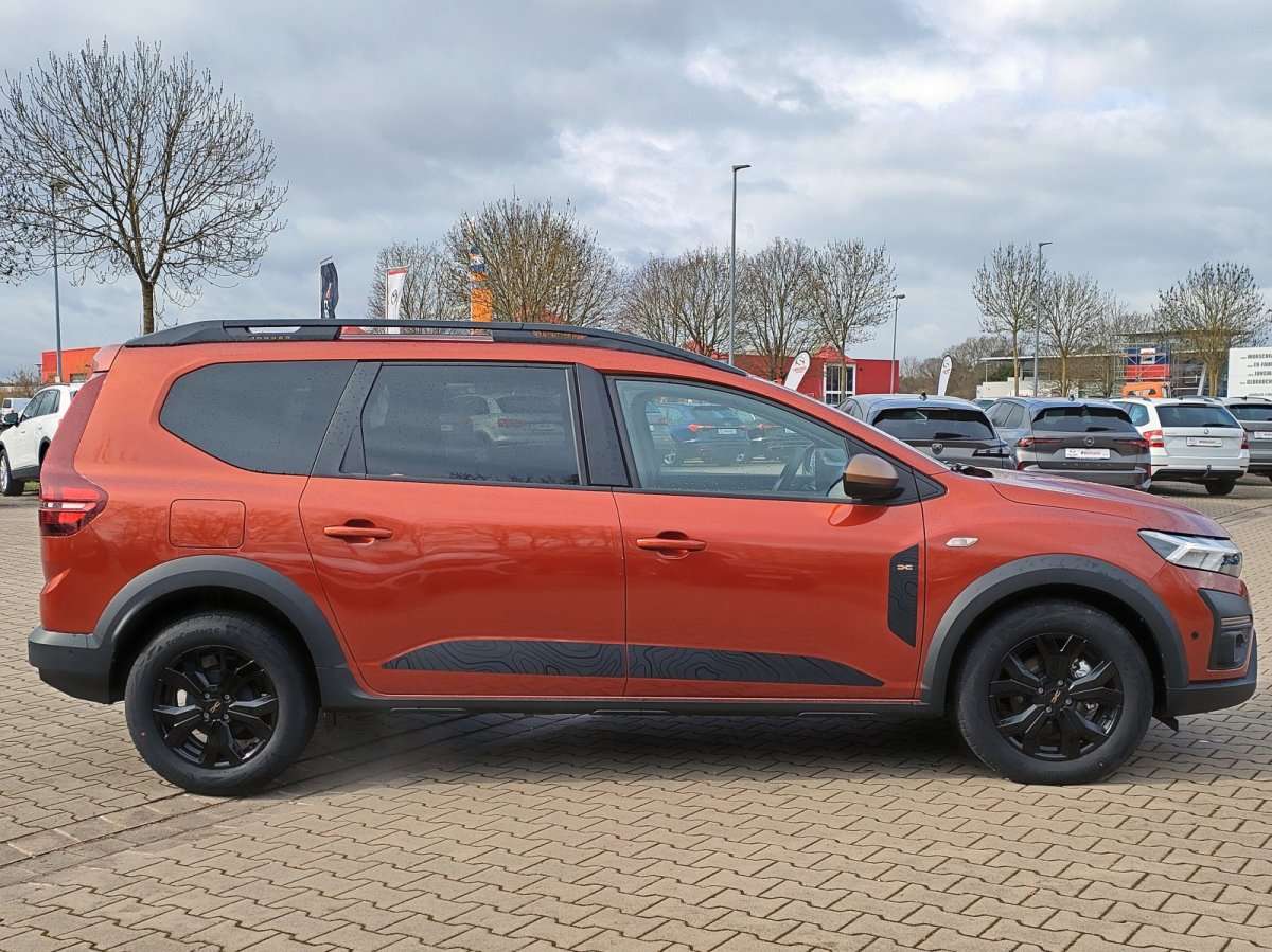 Fahrzeugbild eines Dacia Jogger