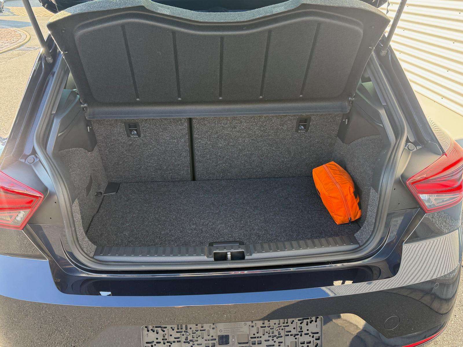 Fahrzeugbild eines SEAT Ibiza