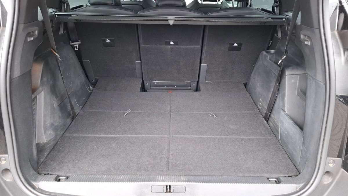 Fahrzeugbild eines Peugeot 5008
