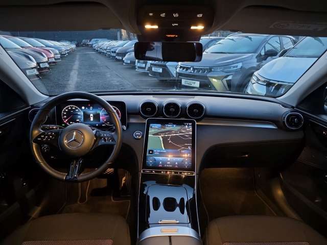 Fahrzeugbild eines Mercedes-Benz C-Klasse