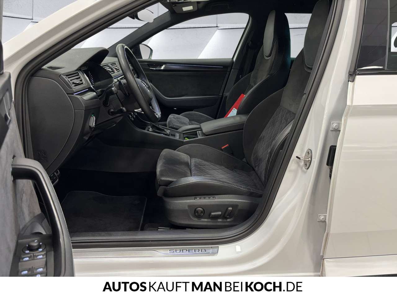 Fahrzeugbild eines Skoda Superb