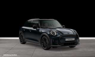 Schräge Frontansicht auf einen MINI COOPER , freigestellt