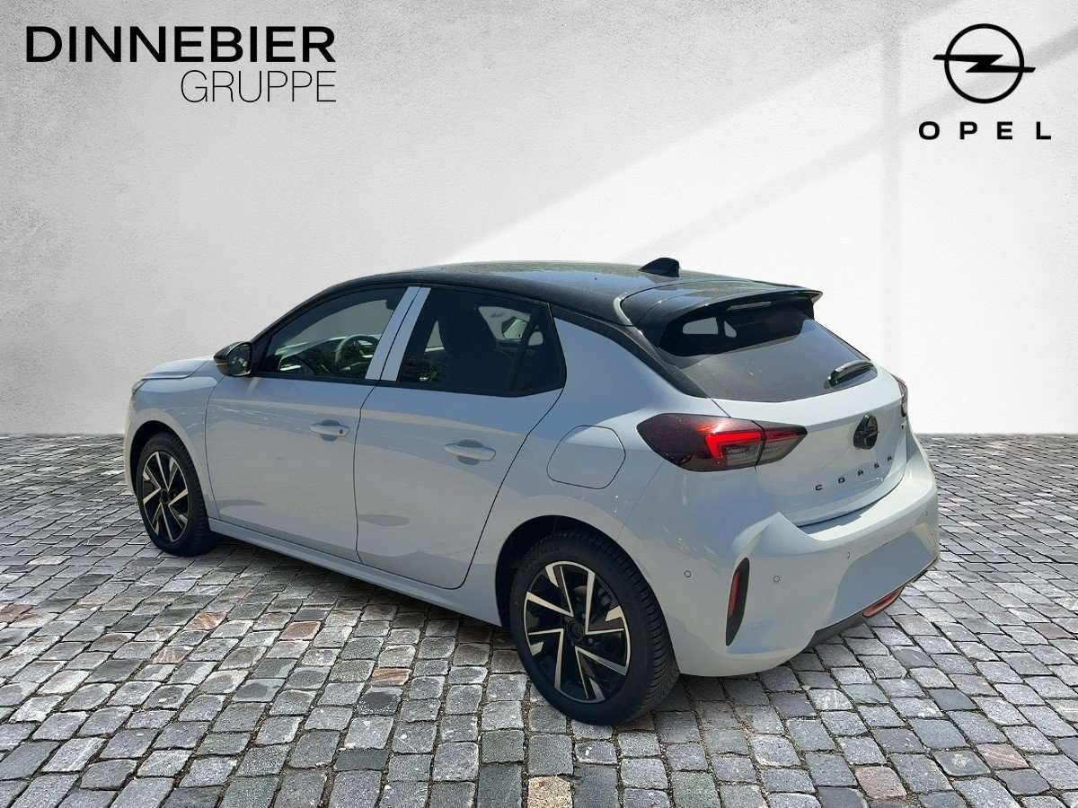 Fahrzeugbild eines Opel Corsa