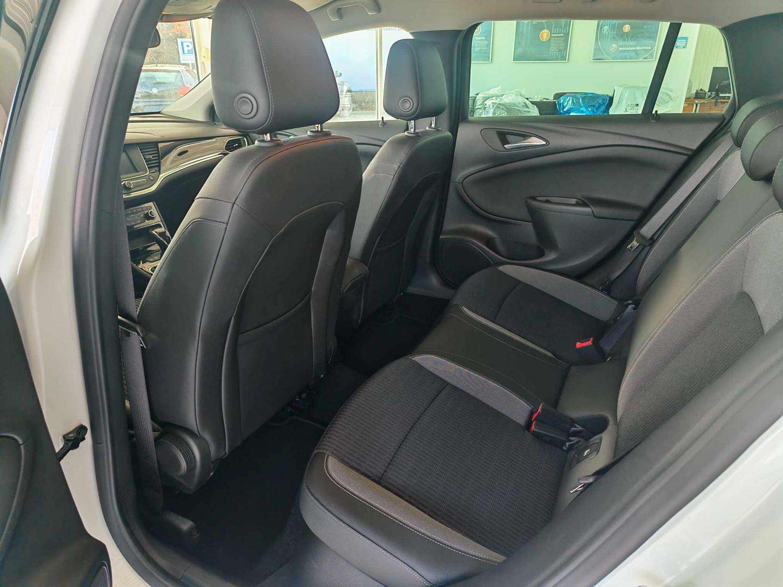 Fahrzeugbild eines Opel Astra