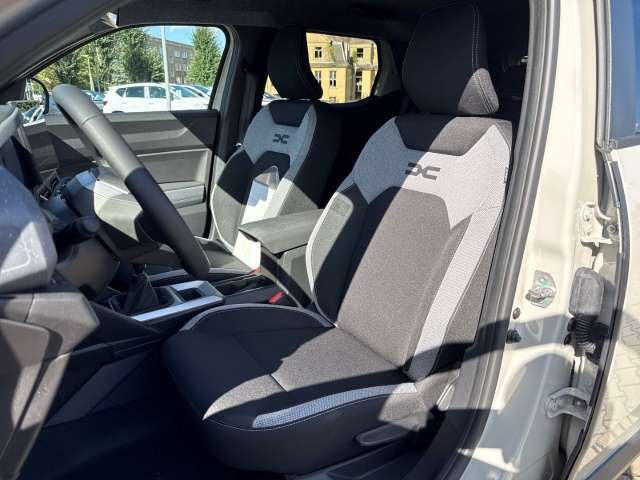 Fahrzeugbild eines Dacia Duster