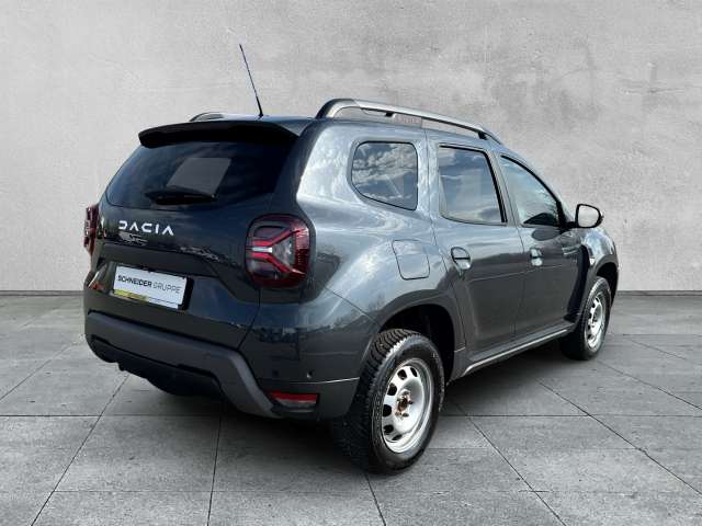 Fahrzeugbild eines Dacia Duster