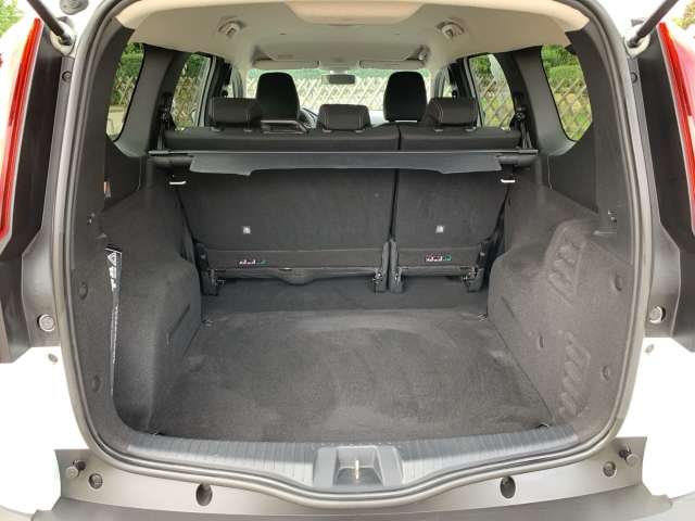 Fahrzeugbild eines Dacia Jogger