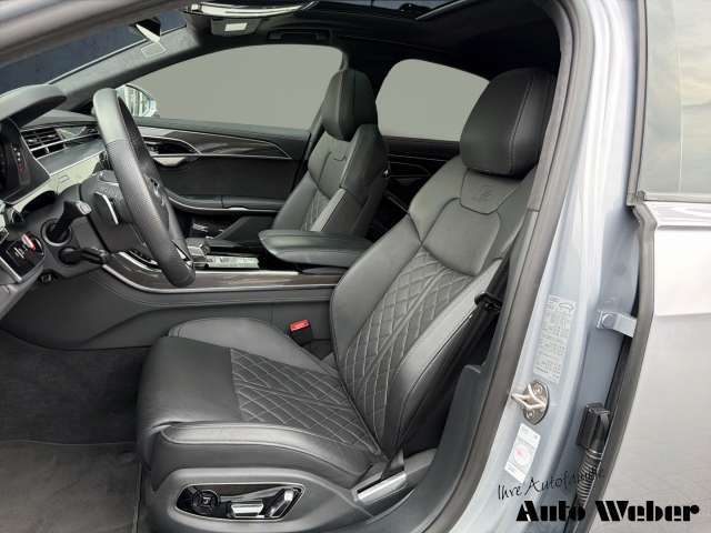 Fahrzeugbild eines Audi A8