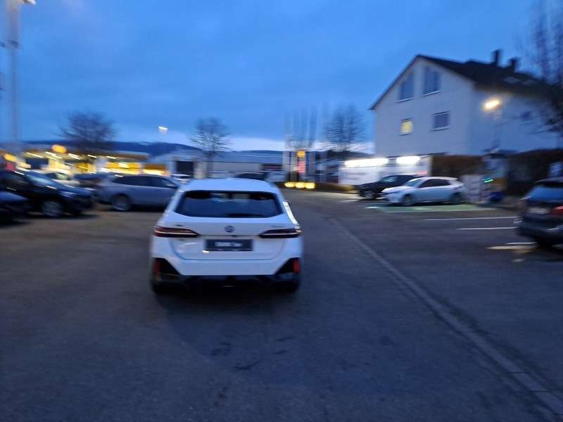 Fahrzeugbild eines BMW 5er-Reihe