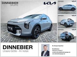 Schräge Frontansicht auf einen Kia XCeed , freigestellt