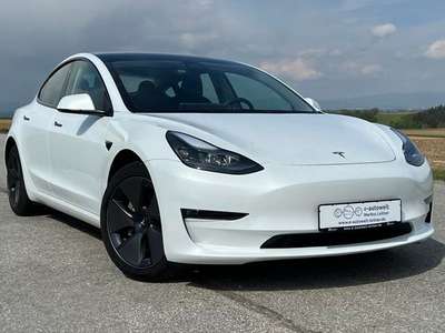 Bild TESLA Model 3