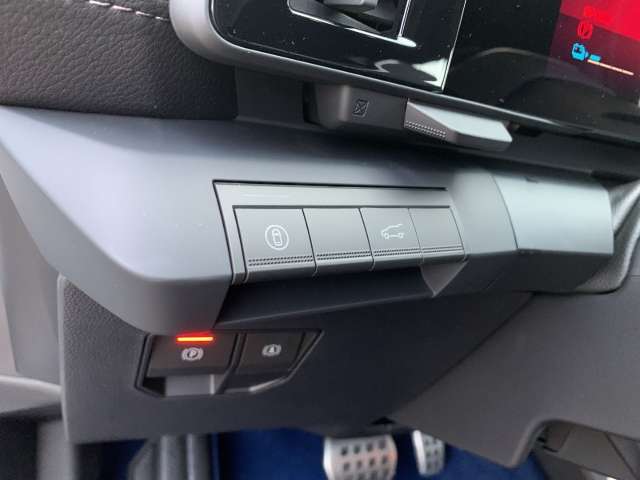 Fahrzeugbild eines Renault Scenic E-TECH