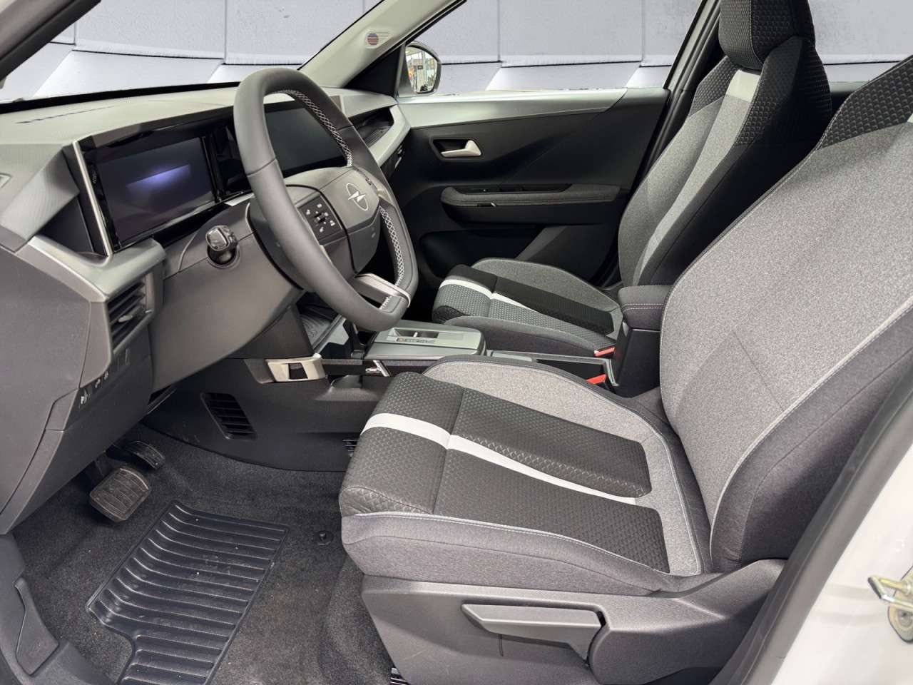 Fahrzeugbild eines Opel Frontera