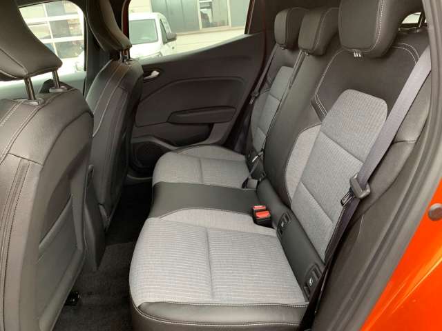 Fahrzeugbild eines Renault Clio