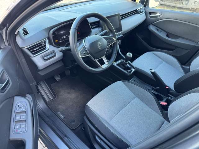 Fahrzeugbild eines Renault Clio