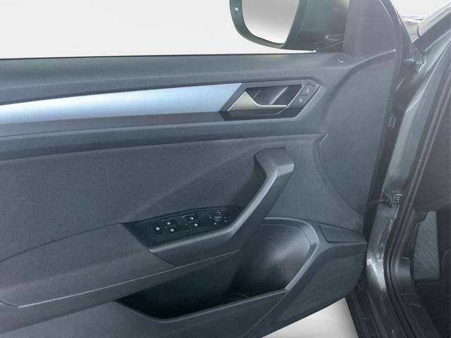 Fahrzeugbild eines Volkswagen T-Roc