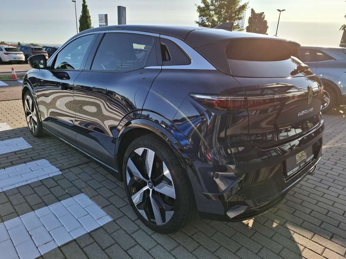Fahrzeugbild eines Renault Megane E-TECH