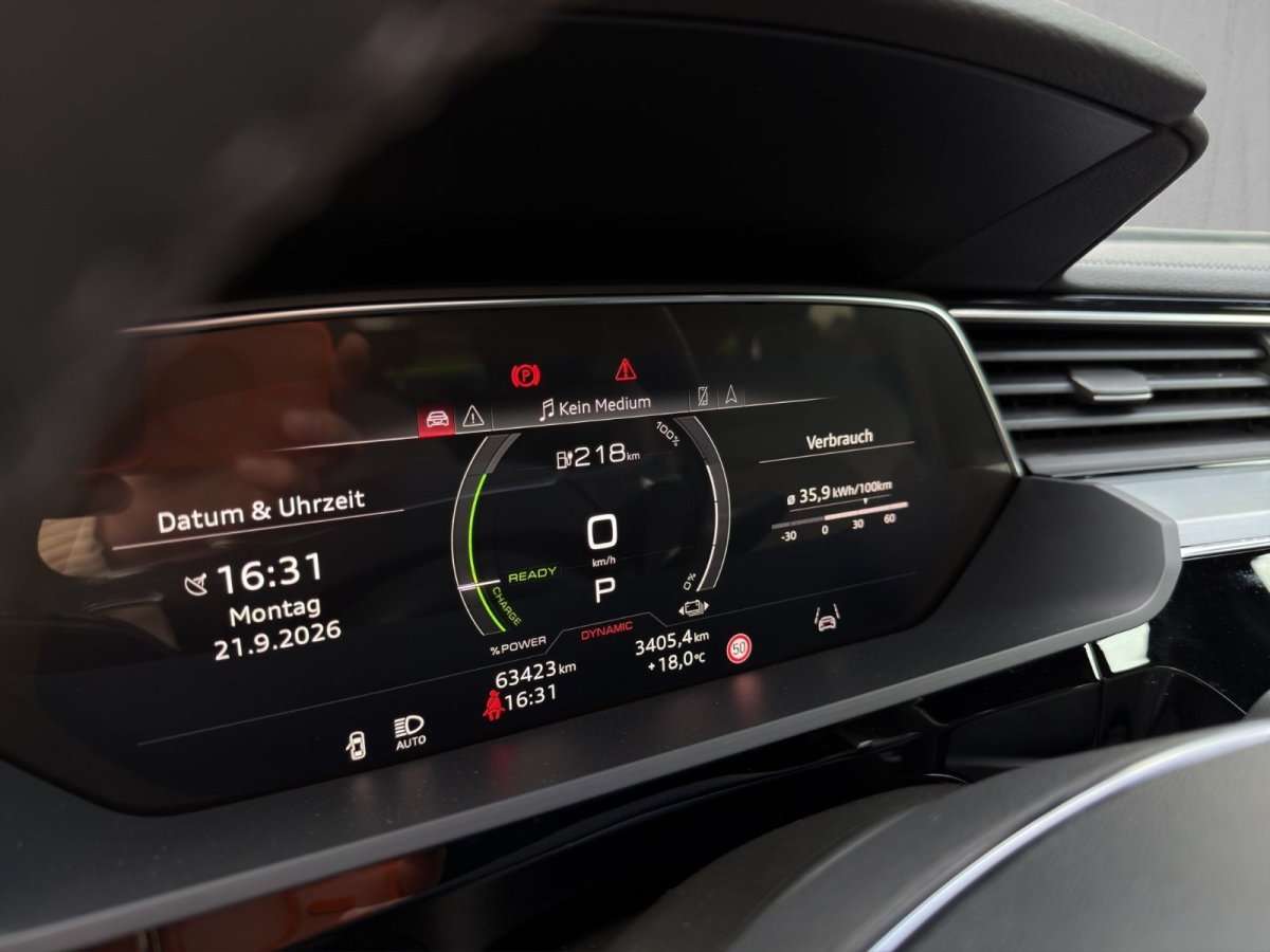 Fahrzeugbild eines Audi e-tron