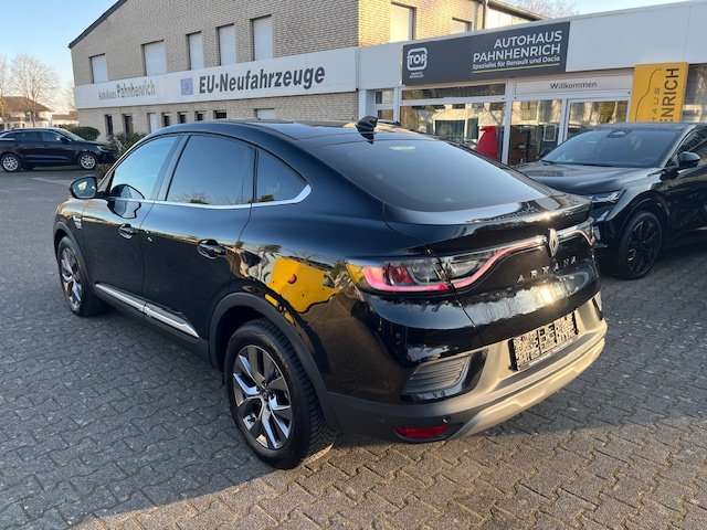 Fahrzeugbild eines Renault Arkana