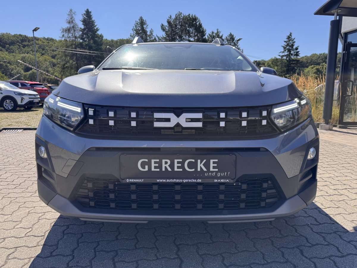 Fahrzeugbild eines Dacia Sandero