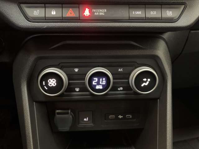 Fahrzeugbild eines Dacia Jogger