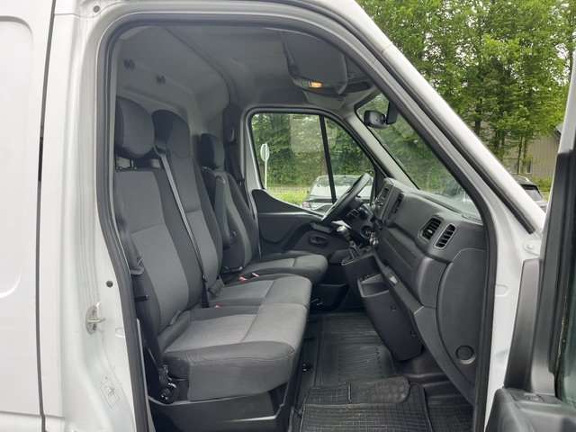 Fahrzeugbild eines Renault Master